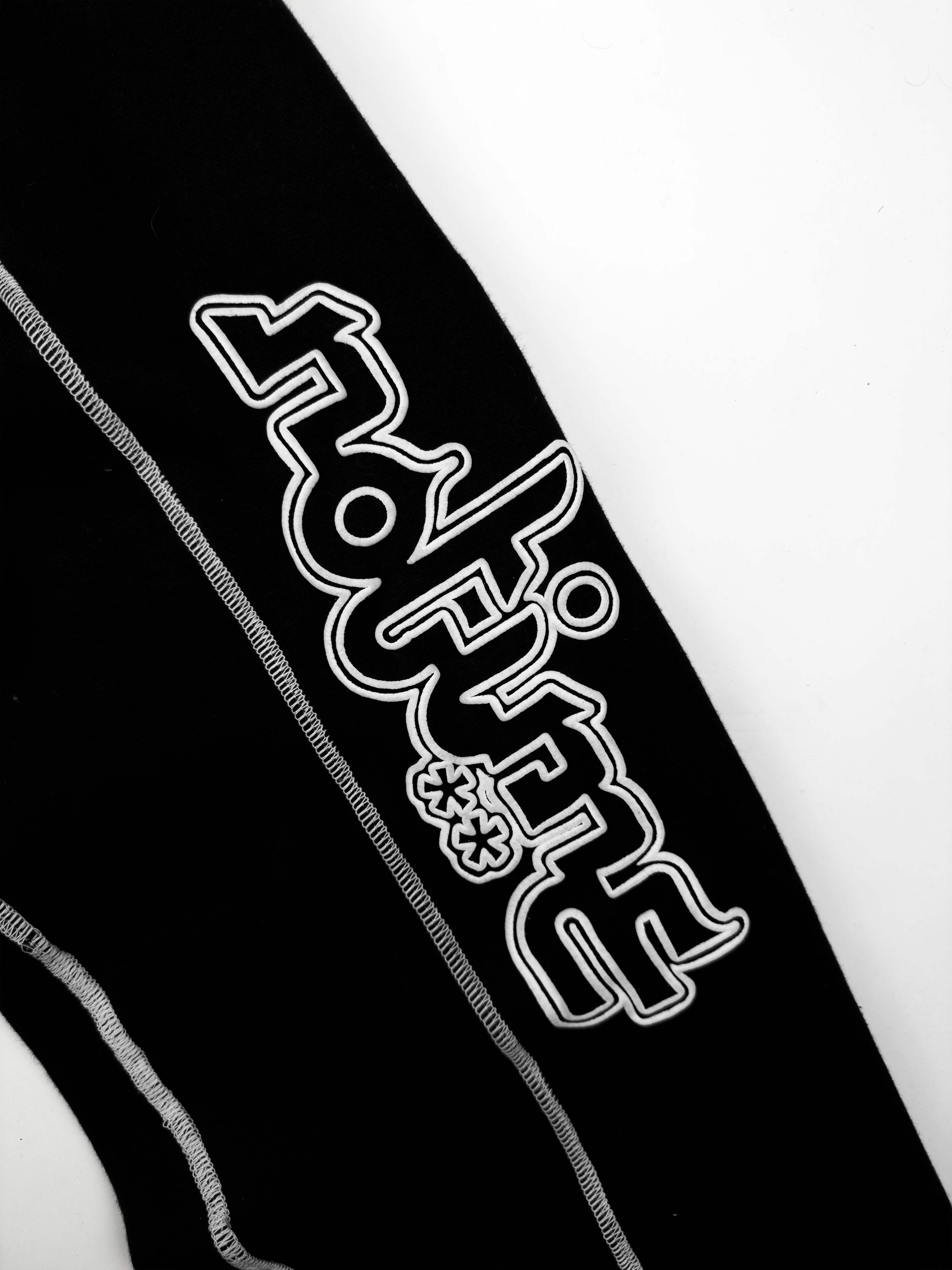 COVERSTITCH SET BLACK