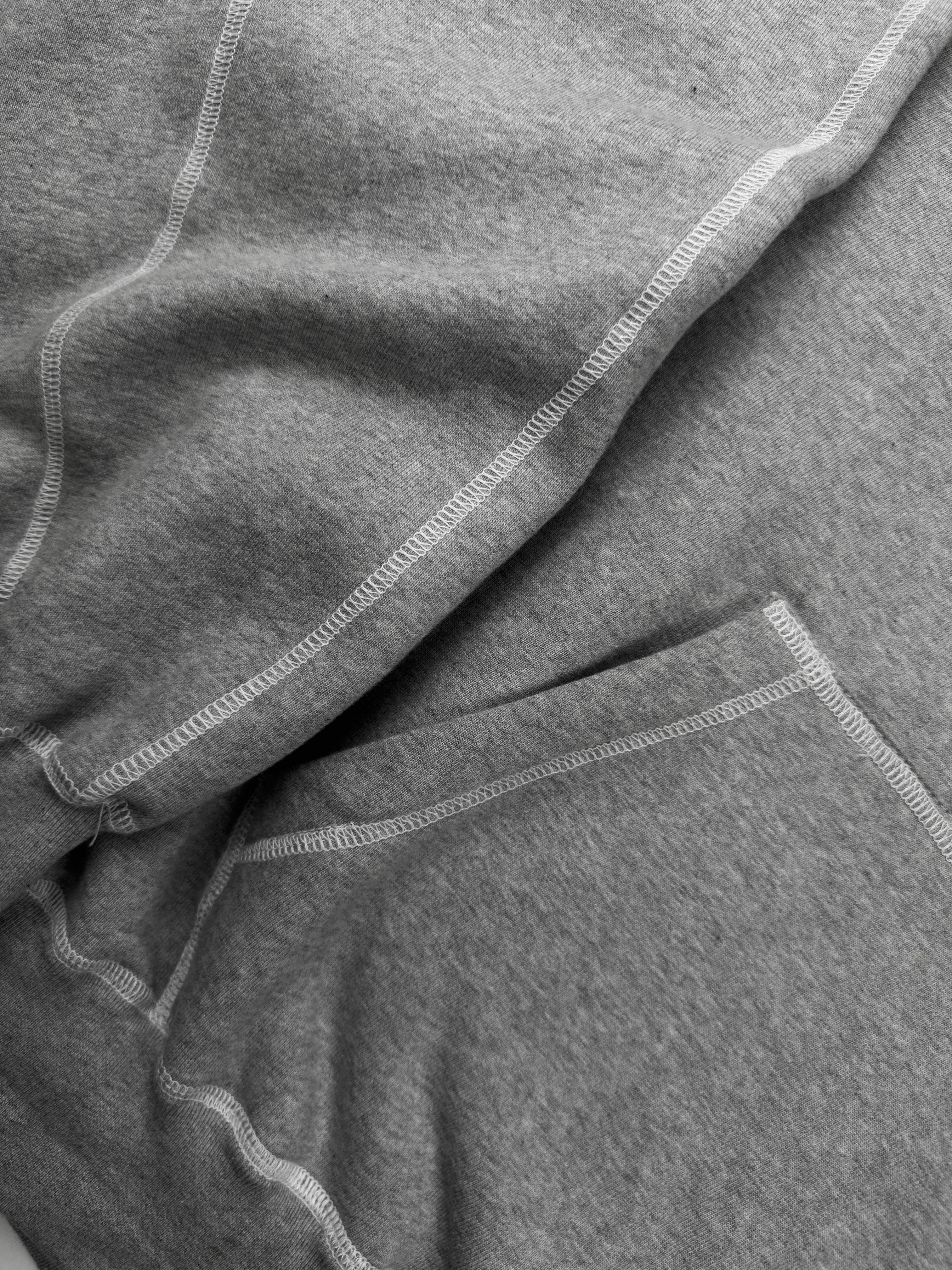 COVERSTITCH HOODIE GREY