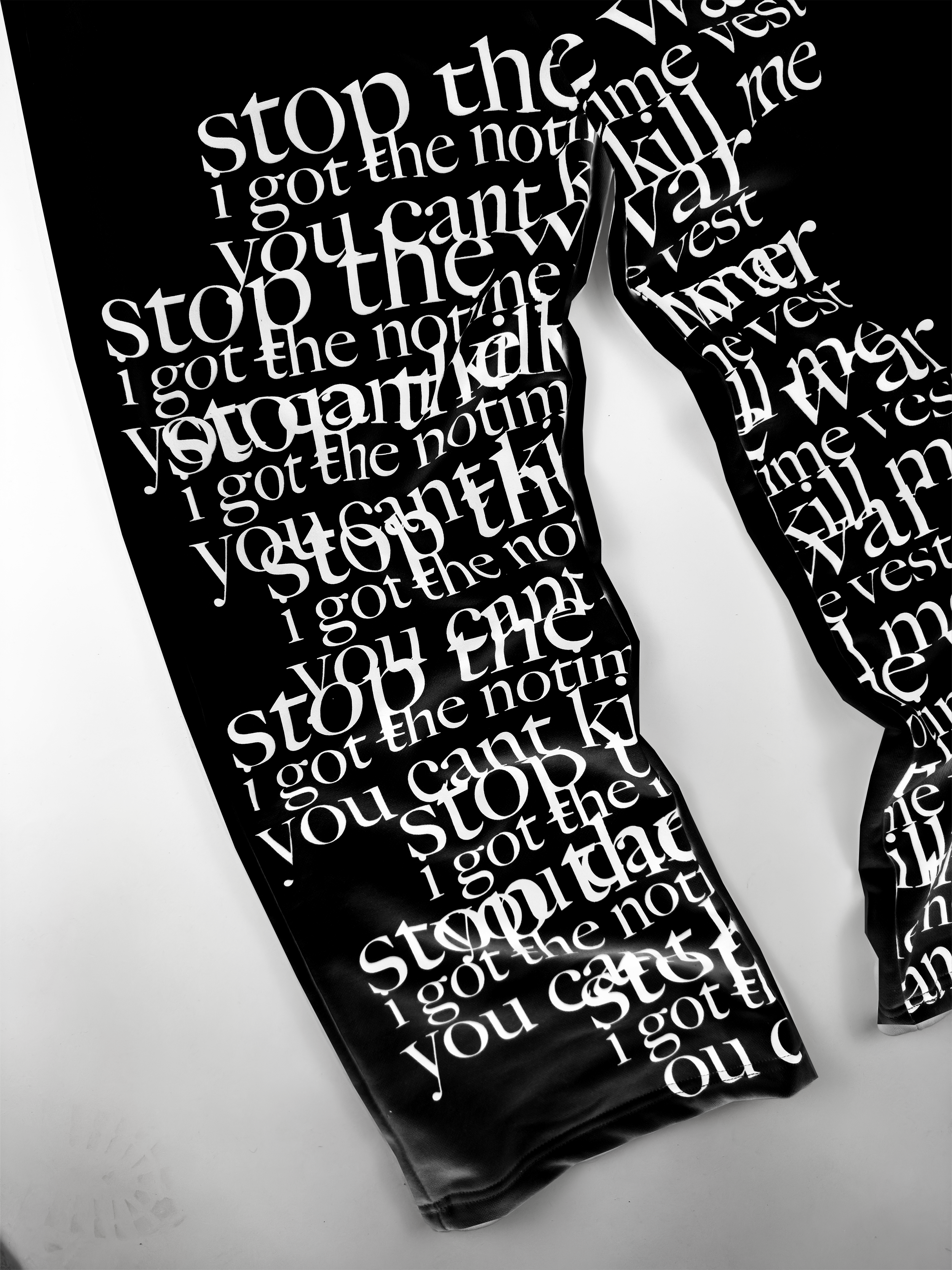 STOP THE WAR SET BLACK