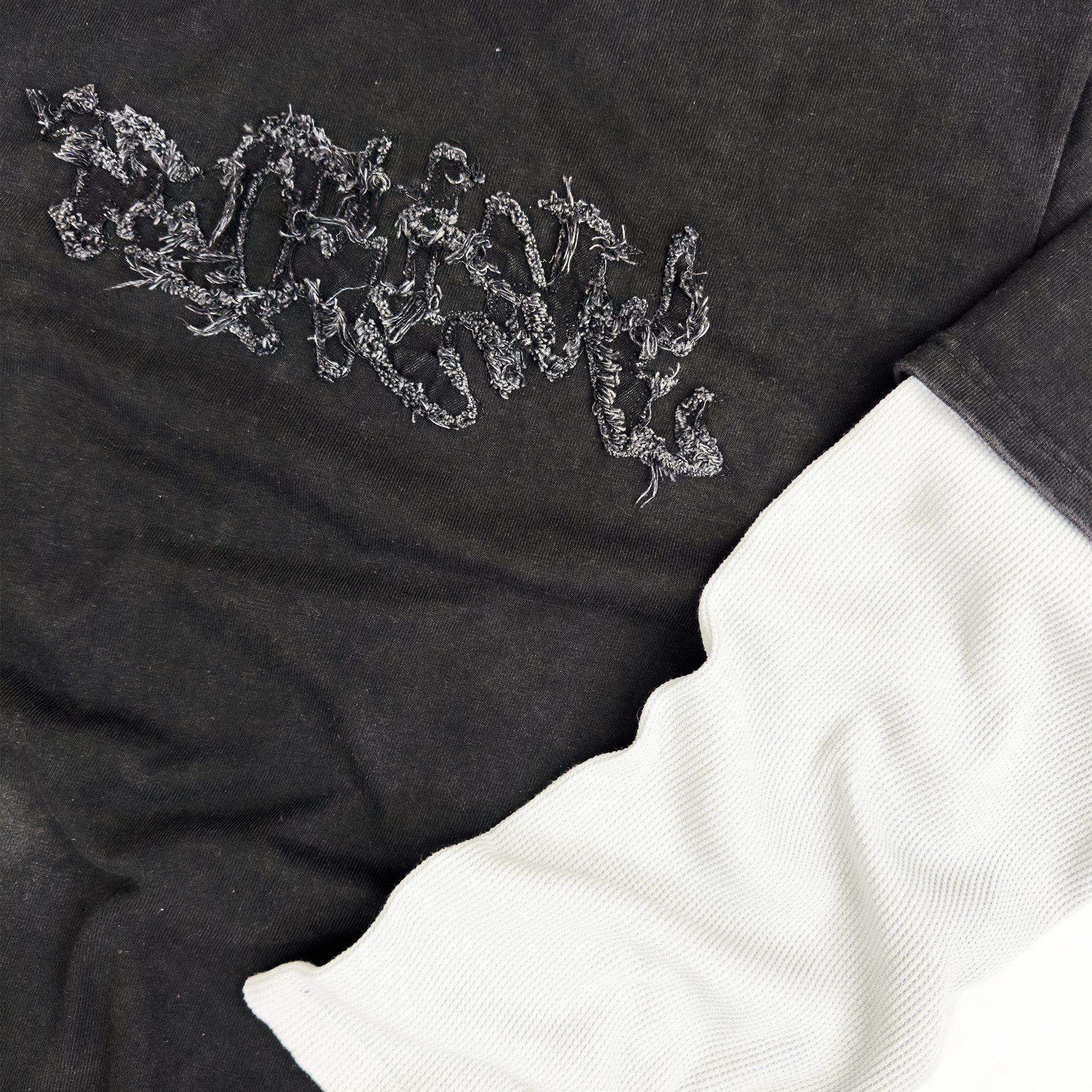 WASHED STITCHED LONGSLEEVE TEE