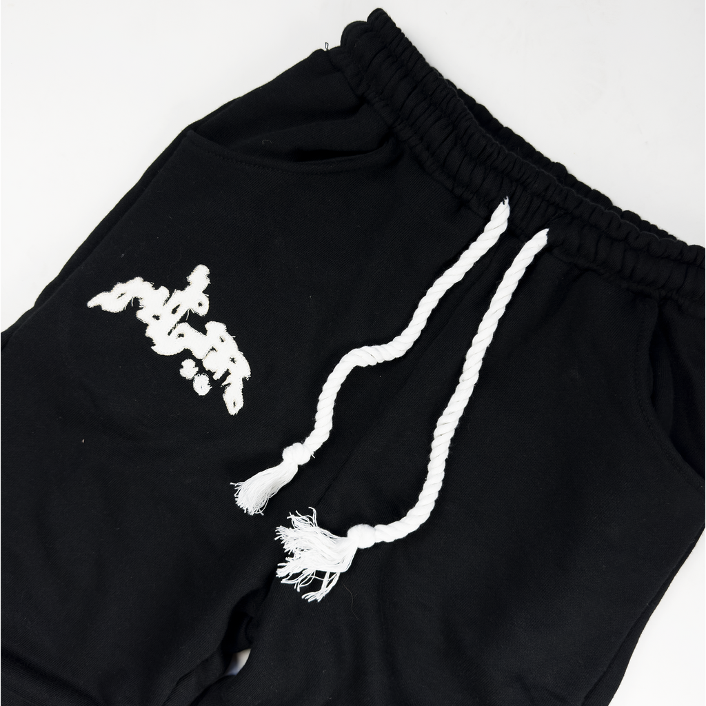 BLACK PATCH SWEATPANTS